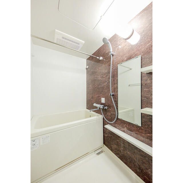 バス・シャワールーム　☆浴室乾燥機付バスルーム☆