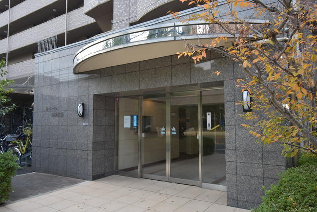 エントランス　エントランス