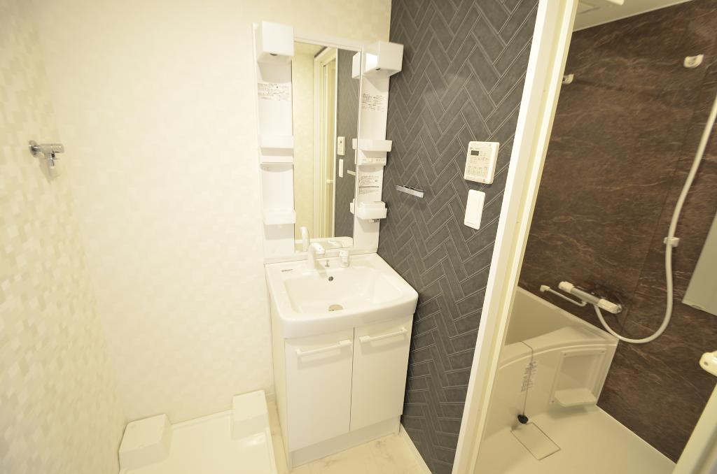 洗面設備　洗髪洗面化粧台