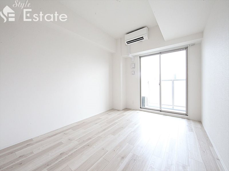 居室・リビング　内装