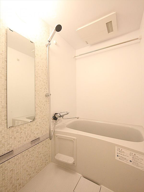 バス・シャワールーム　バスルーム