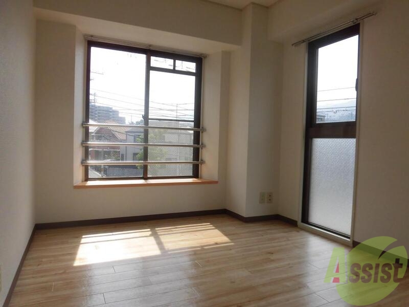 その他部屋・スペース　大きなベッドが置けそうですね