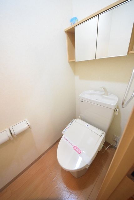 トイレ　☆内見のご予約はタウンハウジング八王子店まで☆