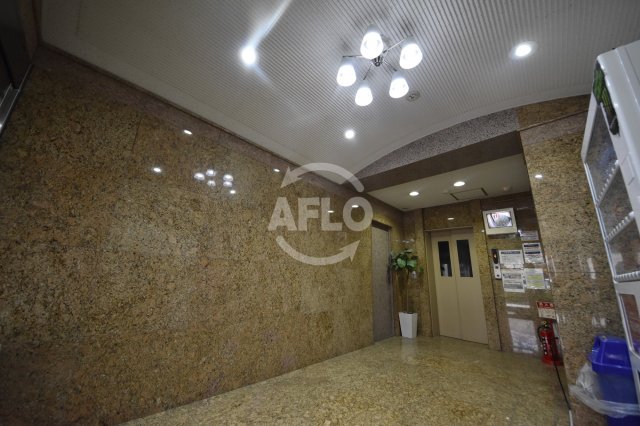 ロビー　ロイヤルクイーンズパーク　ロビー