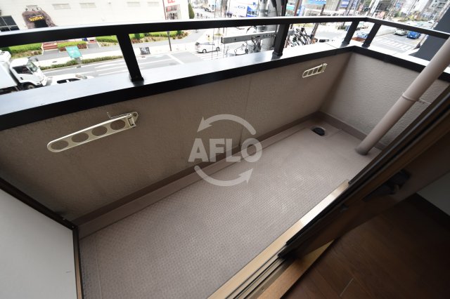 バルコニー　ロイヤルクイーンズパーク　バルコニー