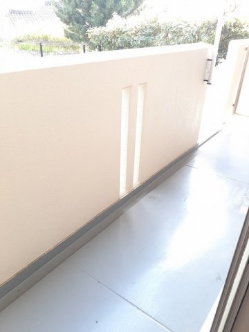 バルコニー　落ち着いた時間を過ごせるバルコニーです