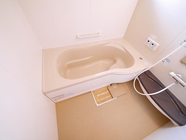 バス・シャワールーム　きれいなお風呂です