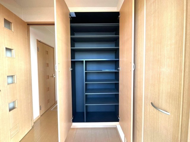 収納　シューズボックス