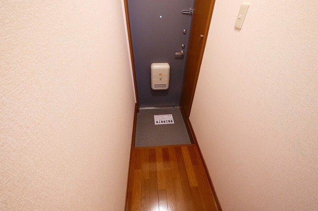 玄関　下駄箱がきっちりある玄関です
