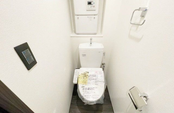 トイレ　別号室参考写真