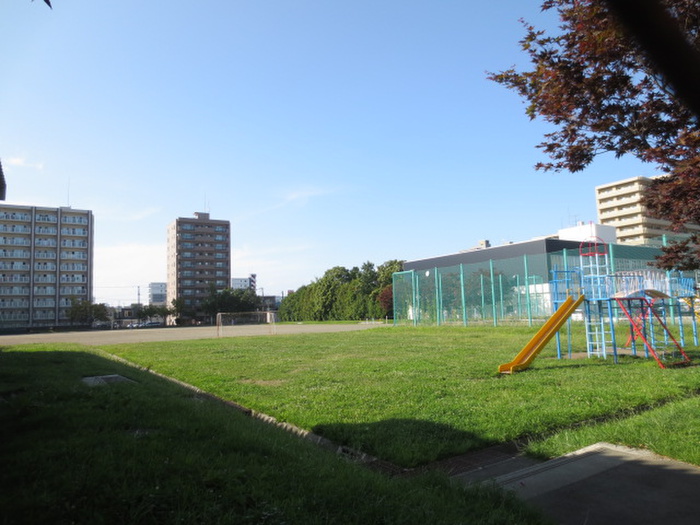 小学校　東園小学校（小学校）まで200m