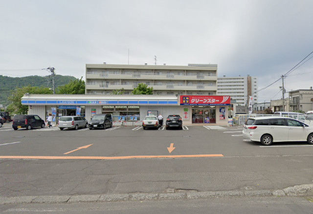 コンビニ　ローソン札幌中の島1条六丁目店（コンビニ）まで385m