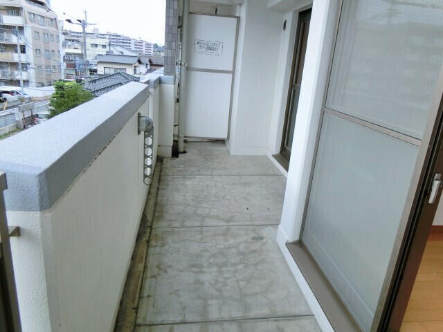 バルコニー　日当たりの良いバルコニーです！