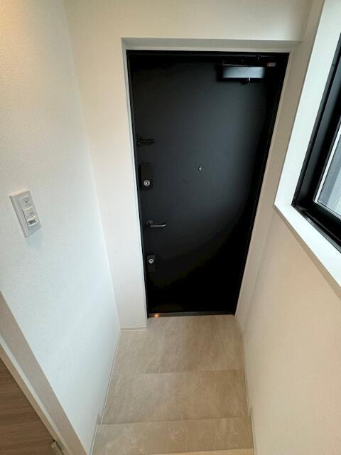 玄関　収納もある玄関です