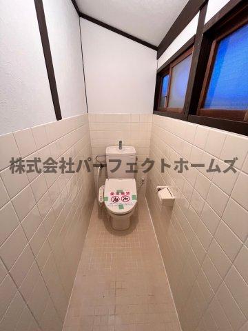 トイレ　トイレもきれいです