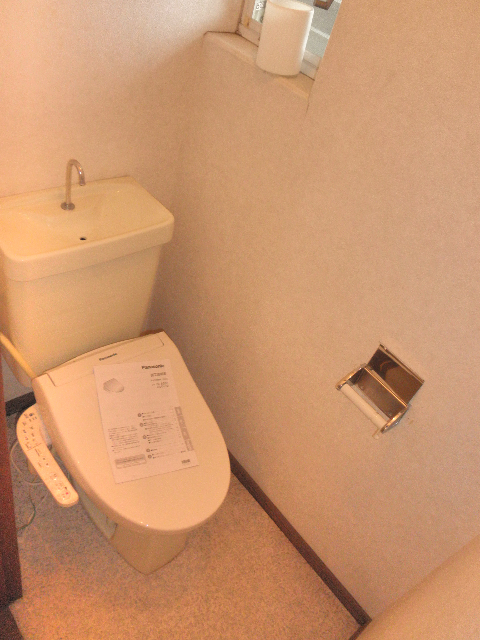 ファミールS月出のトイレ写真