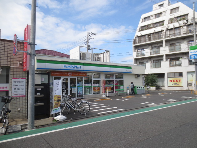 【セジュール大泉学園のコンビニ】