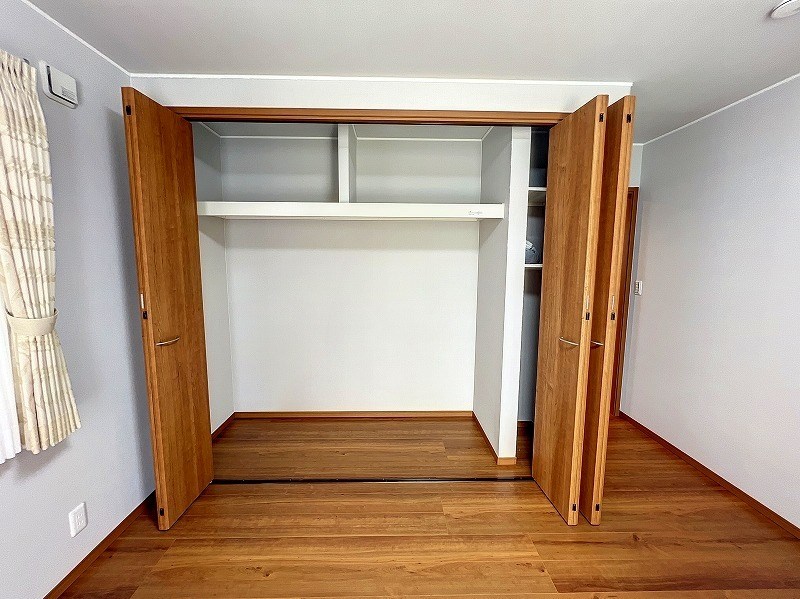 収納　奥行きのあるクローゼット完備♪