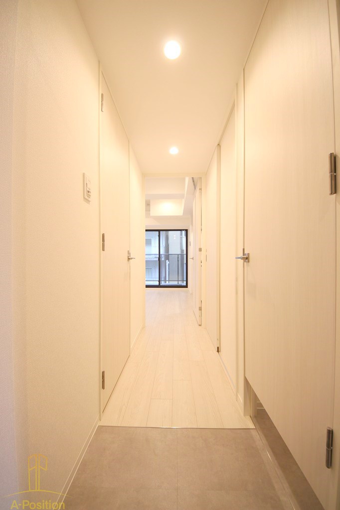 玄関　シーズンフラッツ大手前