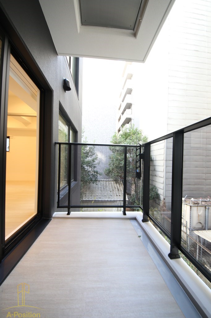 バルコニー　シーズンフラッツ大手前