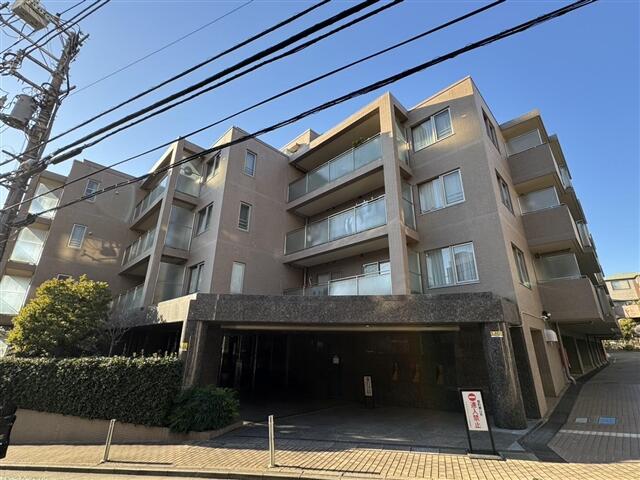 文京区千石のマンションの建物外観