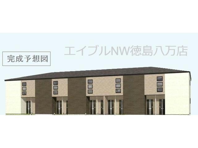 【アルシャムスIの建物外観】