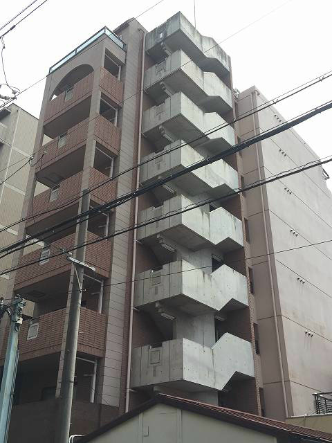 ラビーム河原町の外観