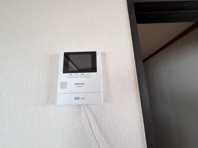 セキュリティ　モニター付きインターホン