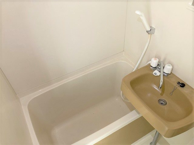 バス・シャワールーム　参考写真。