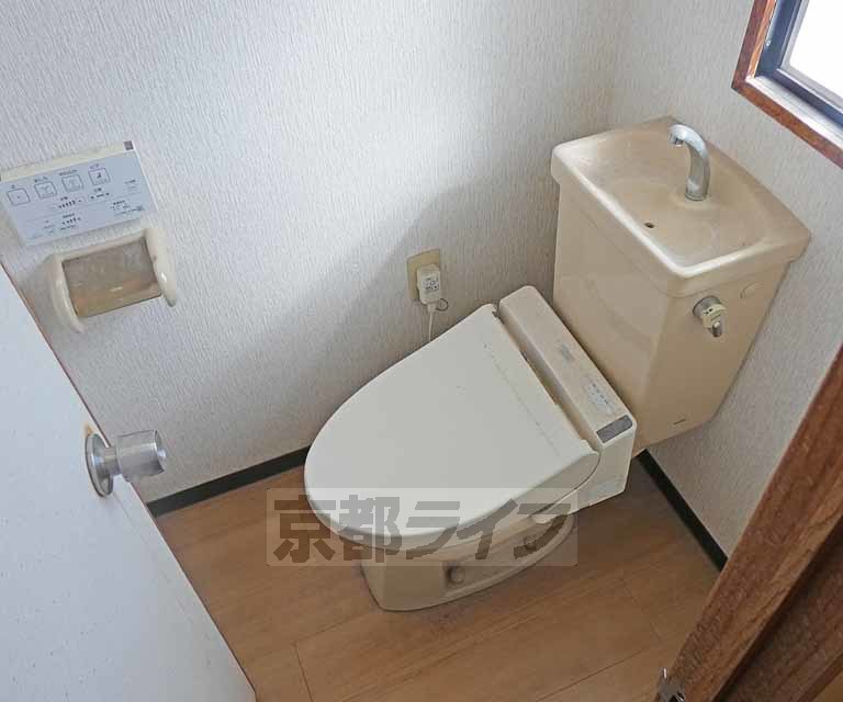 トイレ　トイレです。