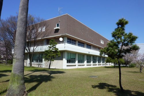 大学・短大　私立産業技術短期大学（大学・短大）まで5732m