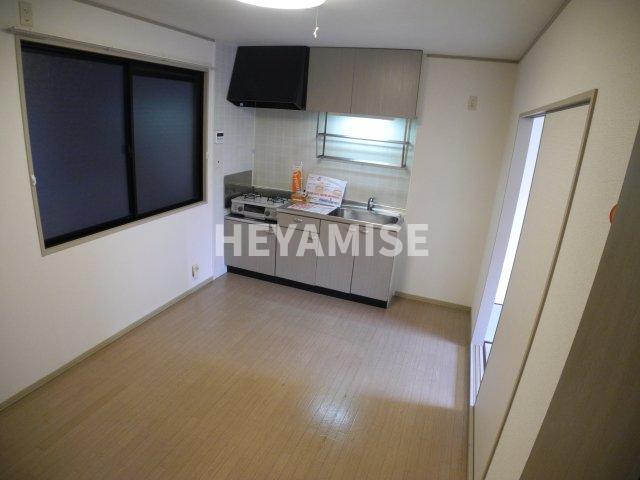 居室・リビング　※同物件反転タイプの写真でございます※現況を優先します※