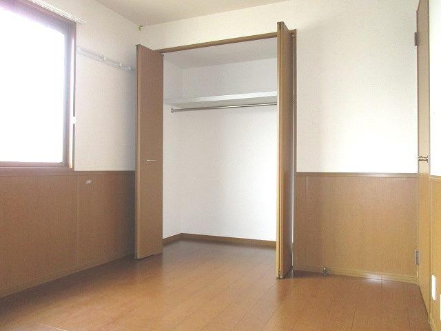 収納　洋室クローゼット（イメージ）