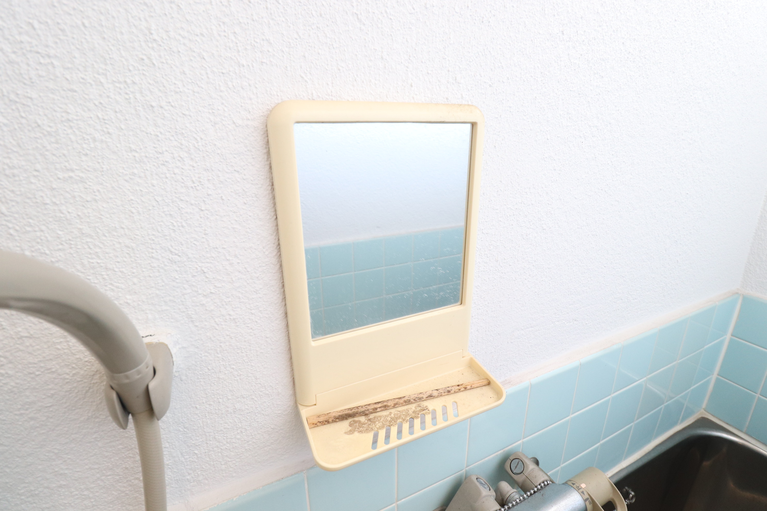 洗面設備　鏡も付いています♪