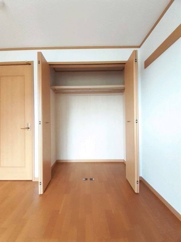 収納　図面と現状に相違がある場合には現状を優先