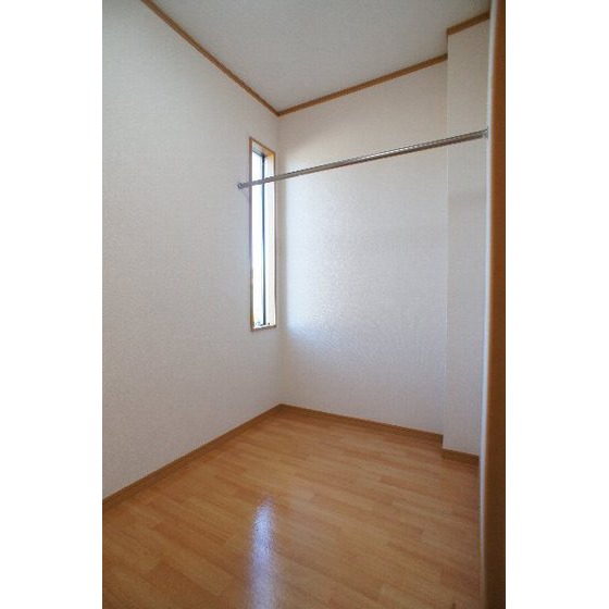 その他部屋・スペース　２．４帖のサービススペース