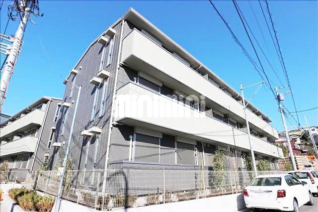 建物外観　住環境良好です。