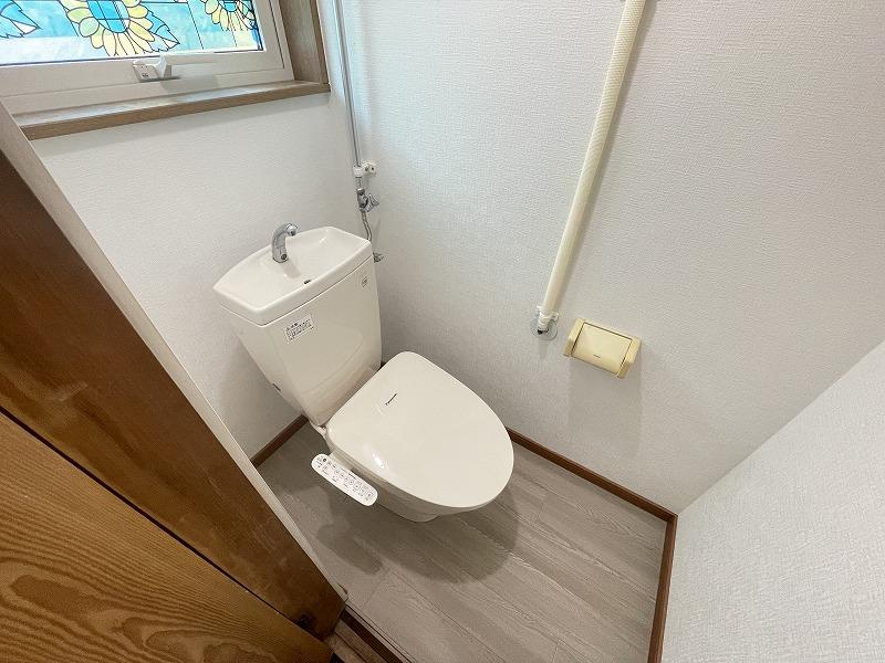 トイレ　トイレ