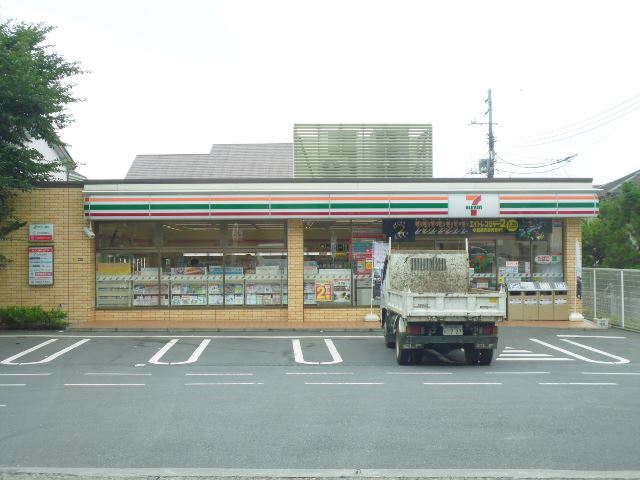 コンビニ　セブンイレブン（コンビニ）まで360m