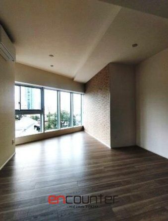 居室・リビング　※同マンション別室参考写真