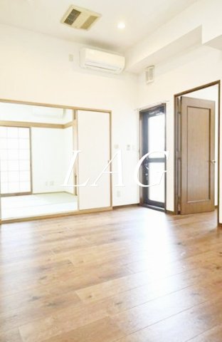 居室・リビング　洋室のお部屋です。