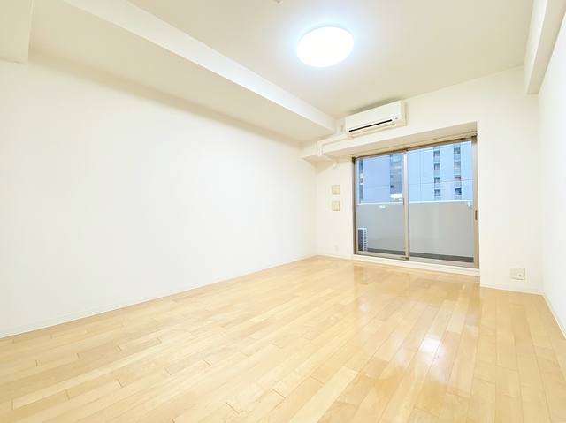 その他部屋・スペース　エアコン・シーリングライト