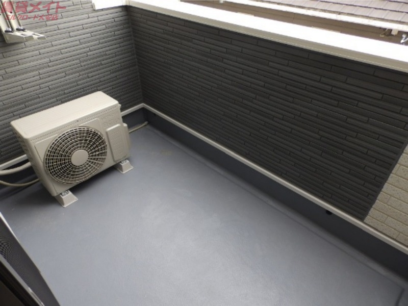 バルコニー　同物件別室画像