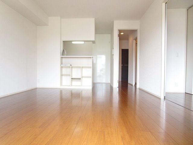 居室・リビング　★広いリビング★