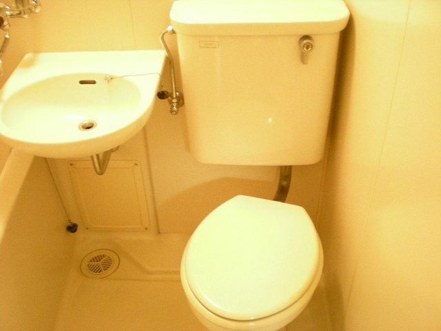 洗面設備　☆キレイなトイレです☆