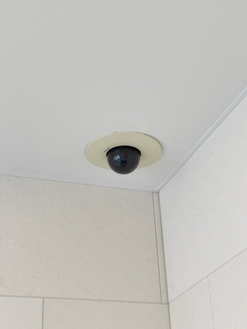 駐車場　防犯カメラ