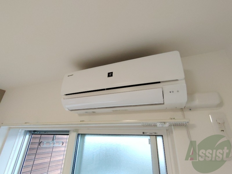 その他設備　リビングのエアコンで暑い日も寒い日も快適に過ごせます