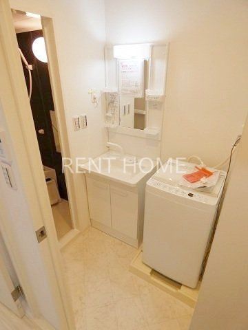 洗面設備　洗濯機は付きません