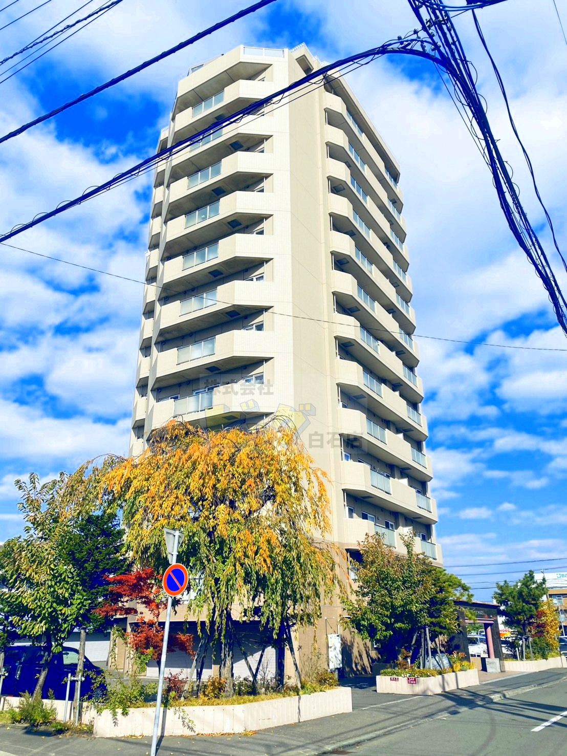 建物外観　人気の光熱費が経済的な高層２ＬＤＫマンションです♪