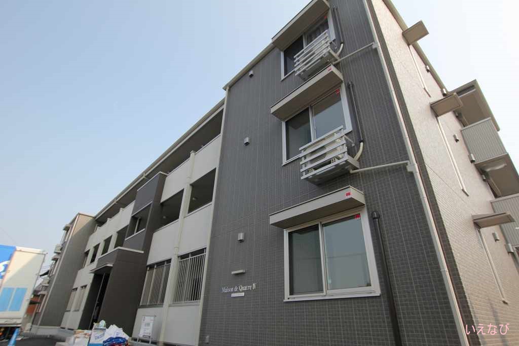 建物外観　建設中写真